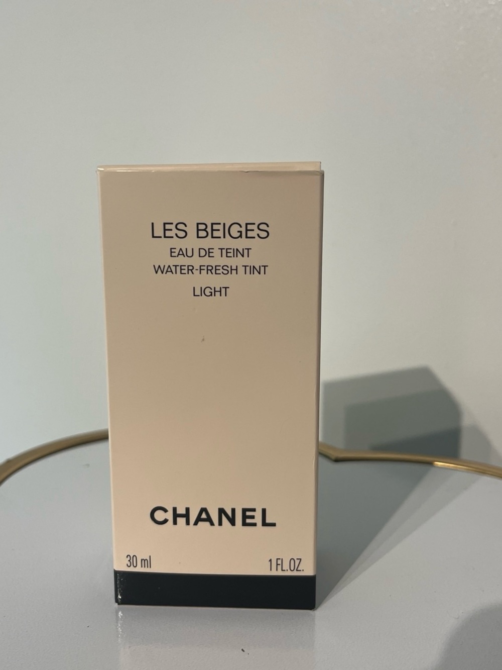 CHANEL Les Beiges Water-Fresh Tint Shade Light B10 BRAND NEW